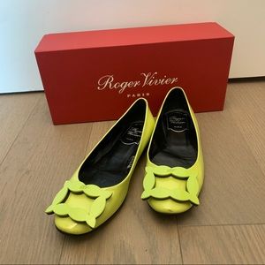 LimeGreen Roger Vivier flats size 35